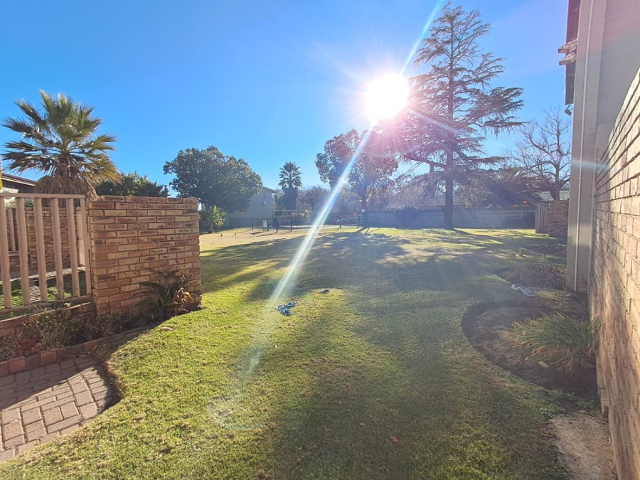 2 Bedroom Property for Sale in Sasolburg Ext 2 Free State